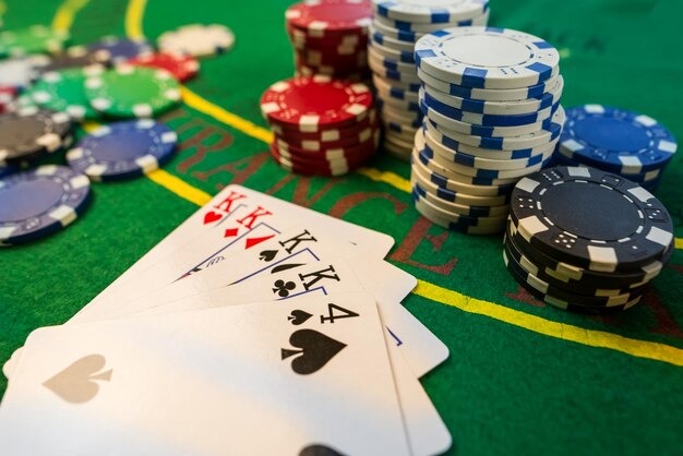 Speed Blackjack player decision panel showing hit, stand, double down options